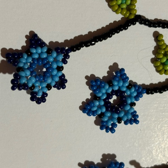 Beaded Flower Earrings - Picture 5 of 6